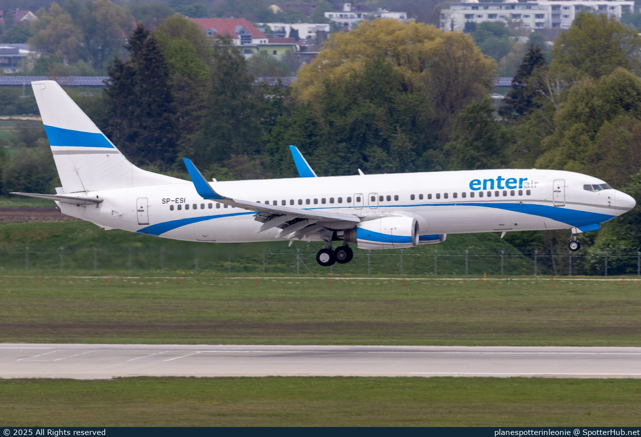Photo of SP-ESI - Boeing 737-8Q8 operated by Enter Air