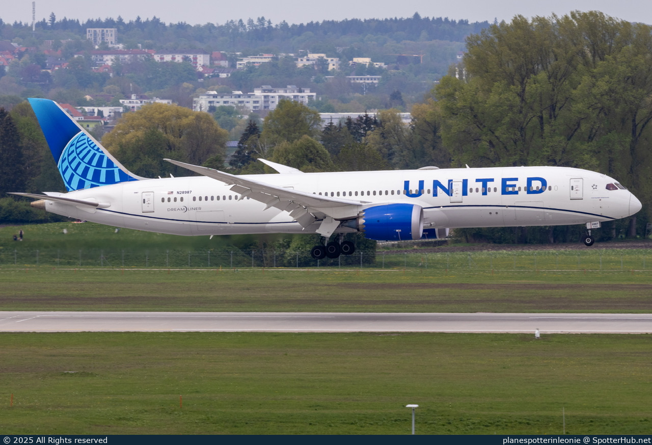 Photo of N28987 - Boeing 787-9 Dreamliner operated by United Airlines