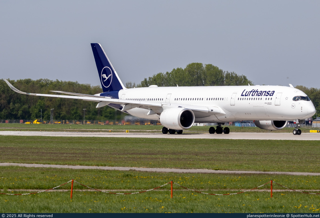 Photo of D-AIXW - Airbus A350-941 operated by Lufthansa