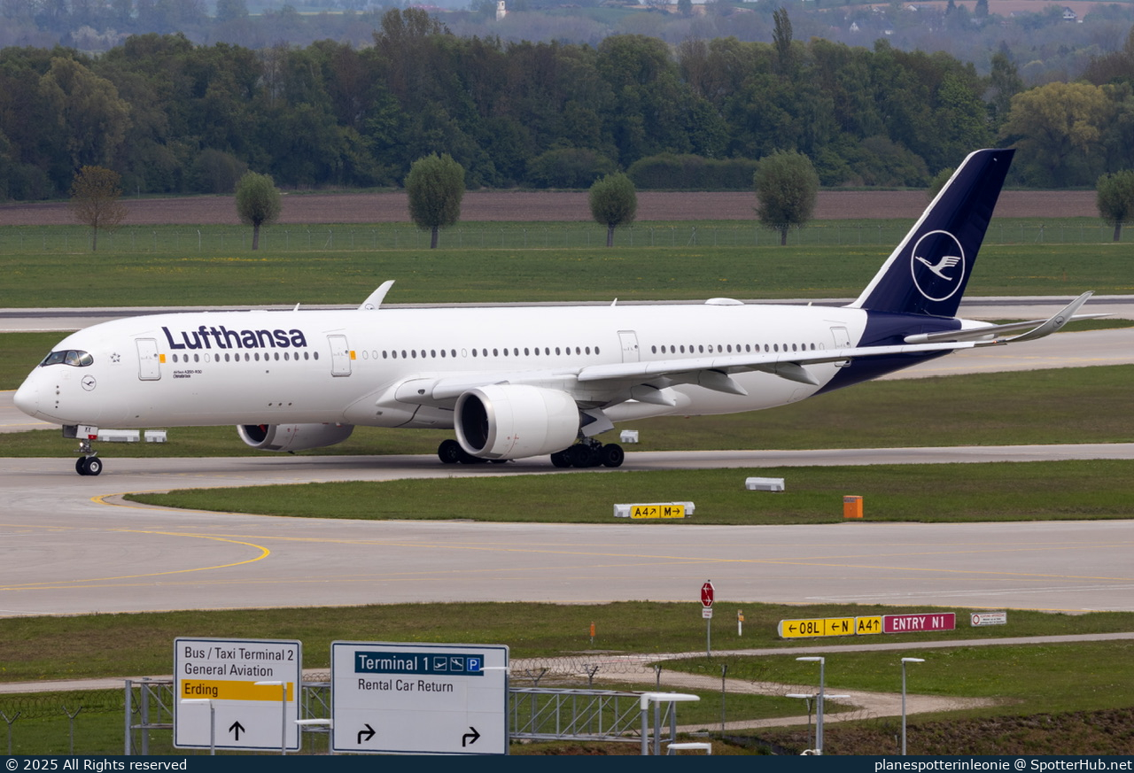 Photo of D-AIXX - Airbus A350-941 operated by Lufthansa