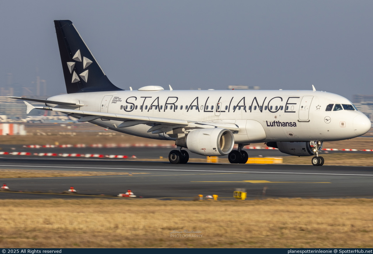 Photo of D-AIBI - Airbus A319-112 operated by Lufthansa