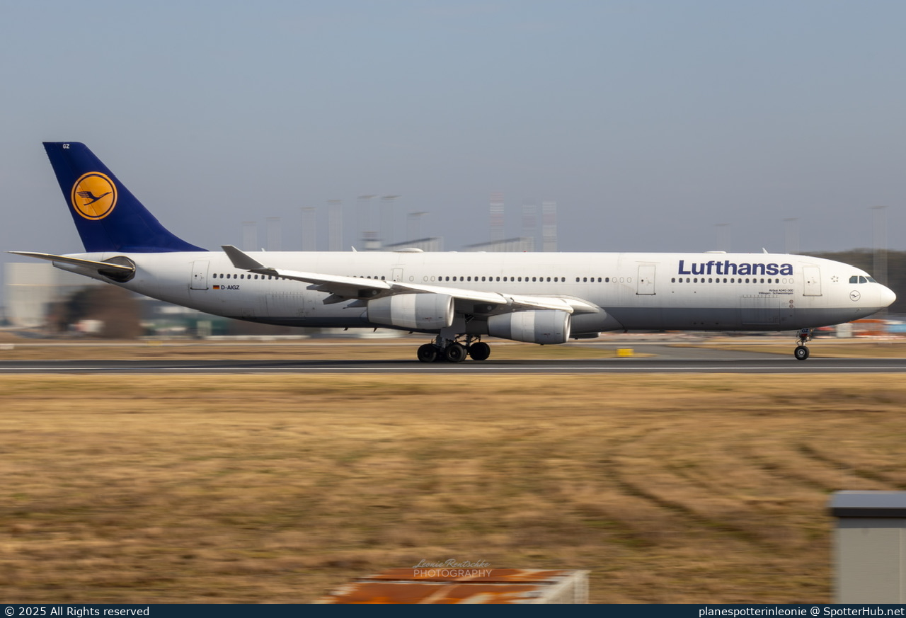 Photo of D-AIGZ - Airbus A340-313 operated by Lufthansa