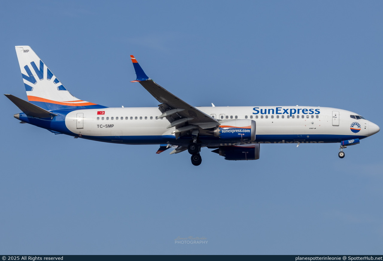 Photo of TC-SMP - Boeing 737 MAX 8 operated by SunExpress