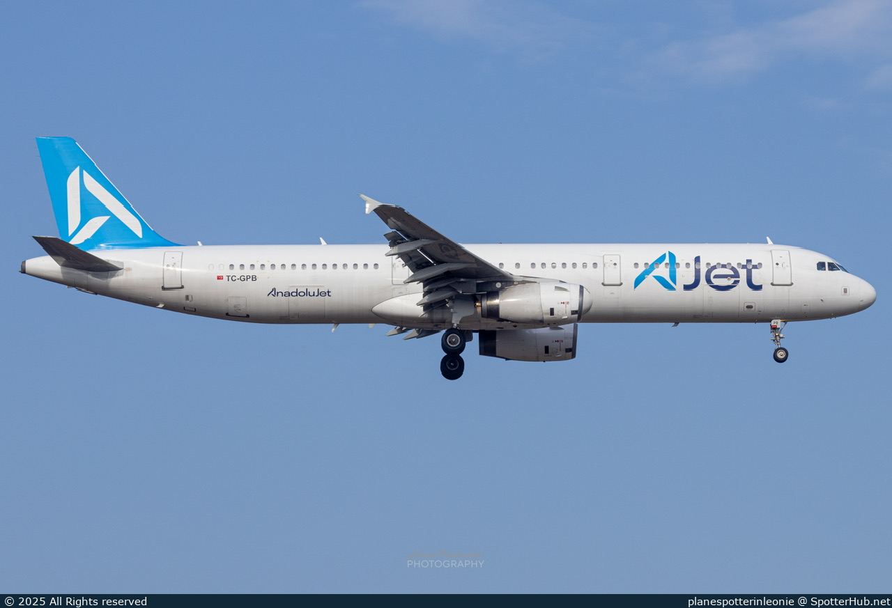 Photo of TC-GPB - Airbus A321-231 operated by AJet (opb BBN Airlines)