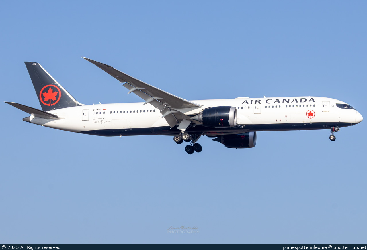 Photo of C-FNOG - Boeing 787-9 Dreamliner operated by Air Canada