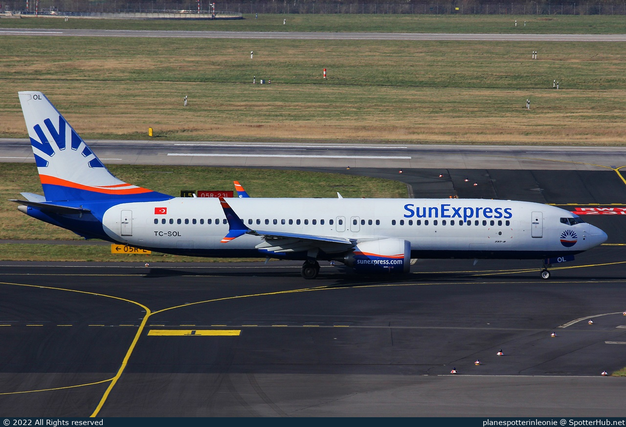 Photo of TC-SOL - Boeing 737 MAX 8 operated by SunExpress