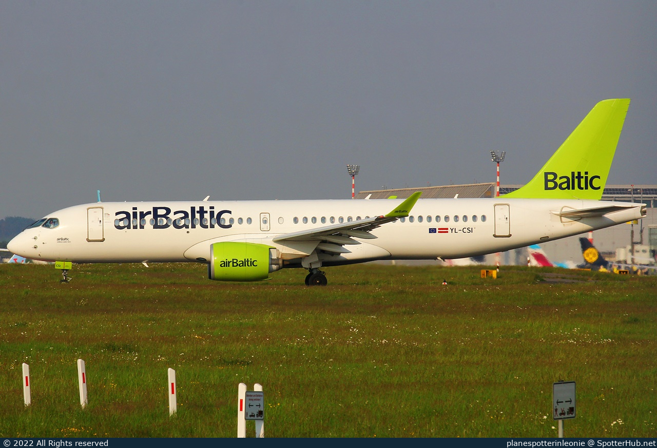 Photo of YL-CSI - Airbus A220-300 operated by airBaltic