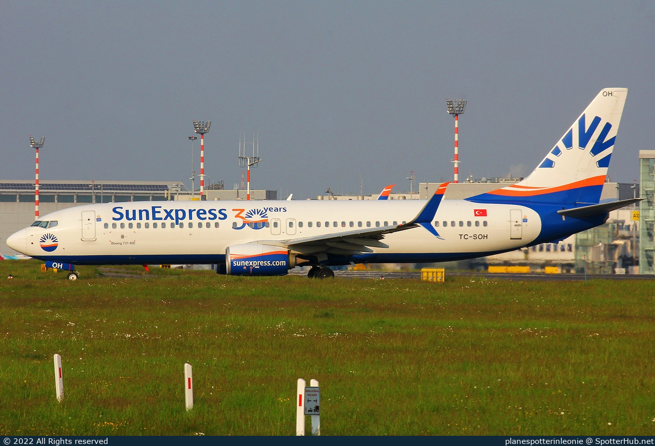 Photo of TC-SOH - Boeing 737-8HC operated by SunExpress