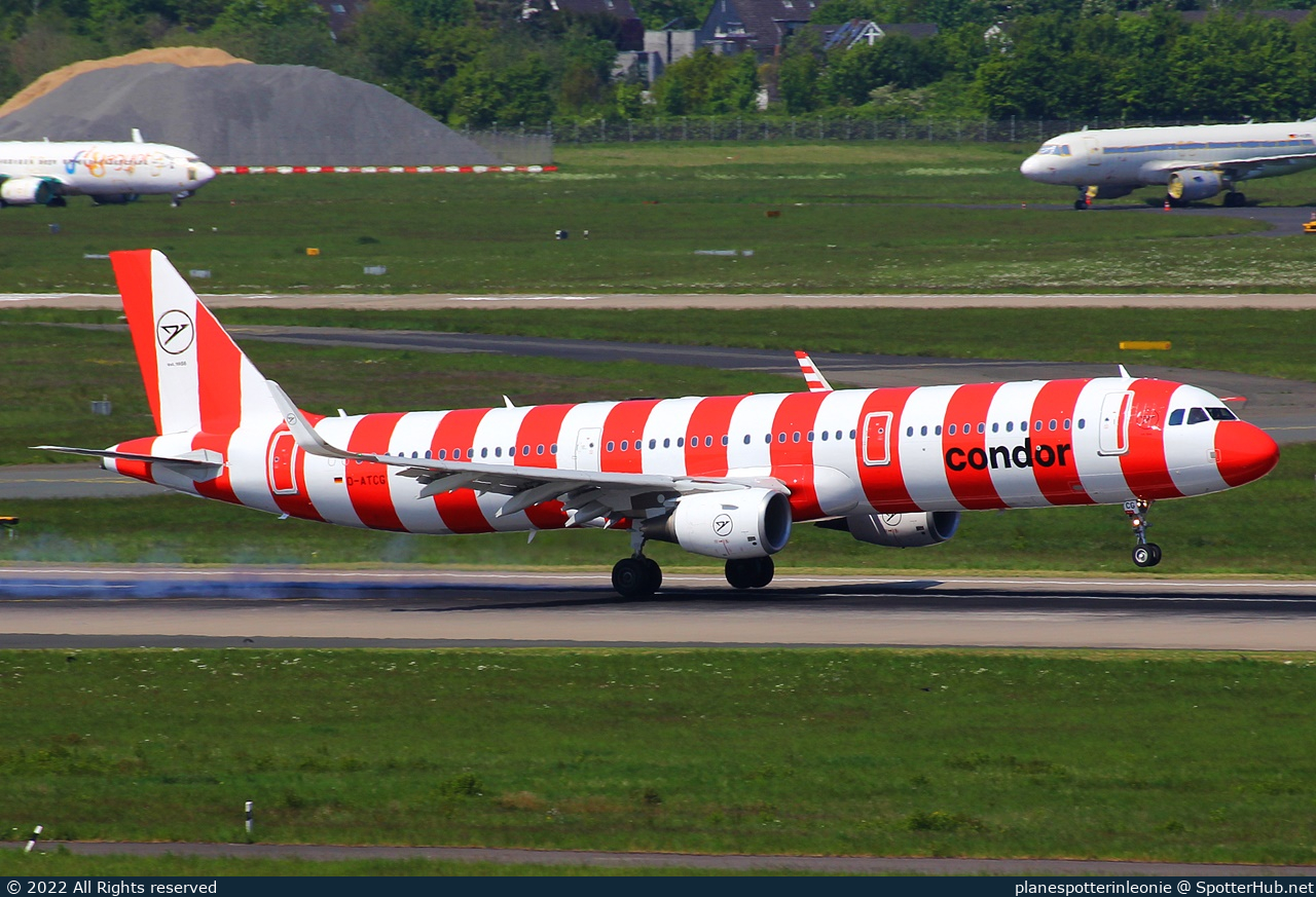 Photo of D-ATCG - Airbus A321-211 operated by Condor