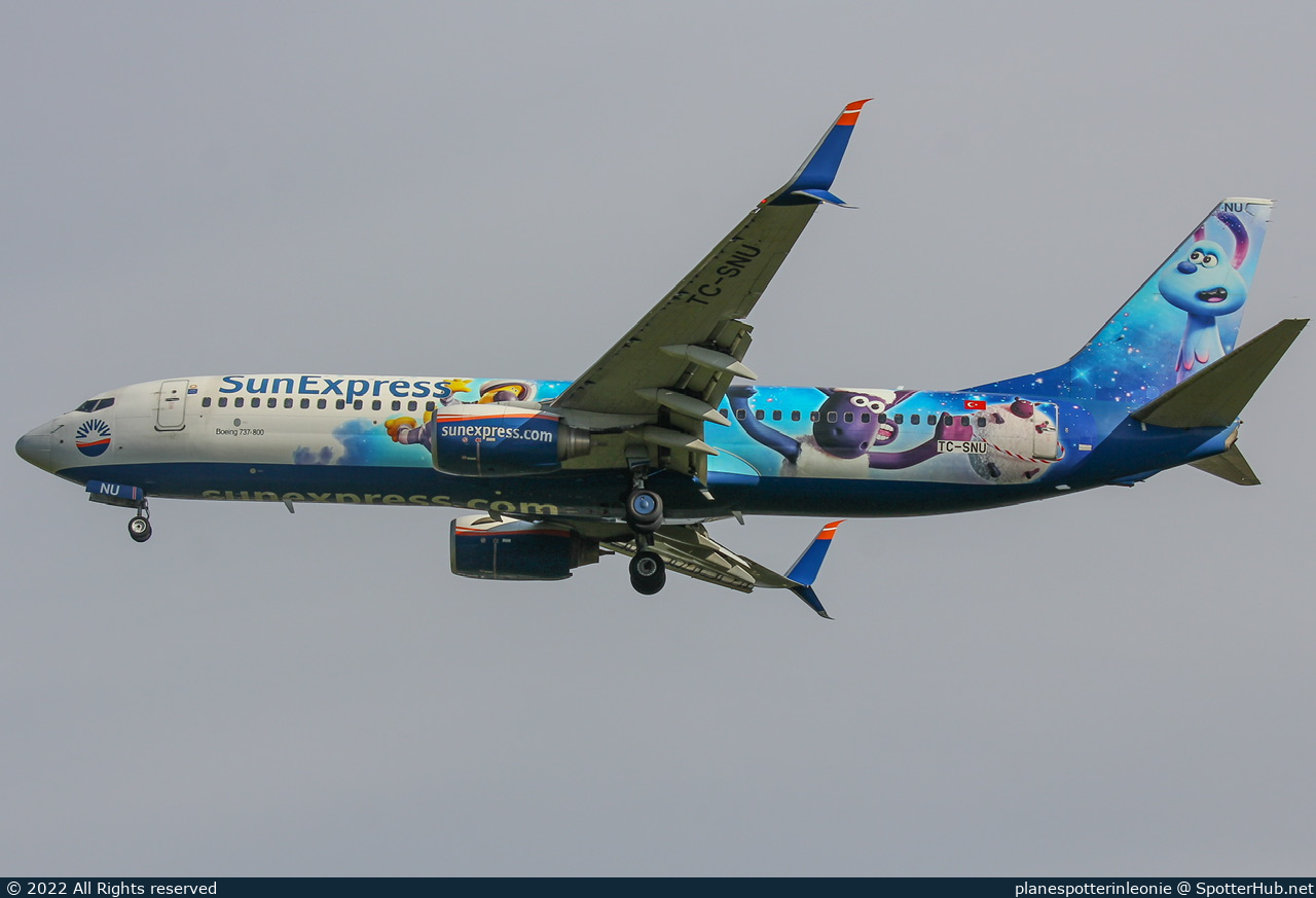 Photo of TC-SNU - Boeing 737-8HC operated by SunExpress