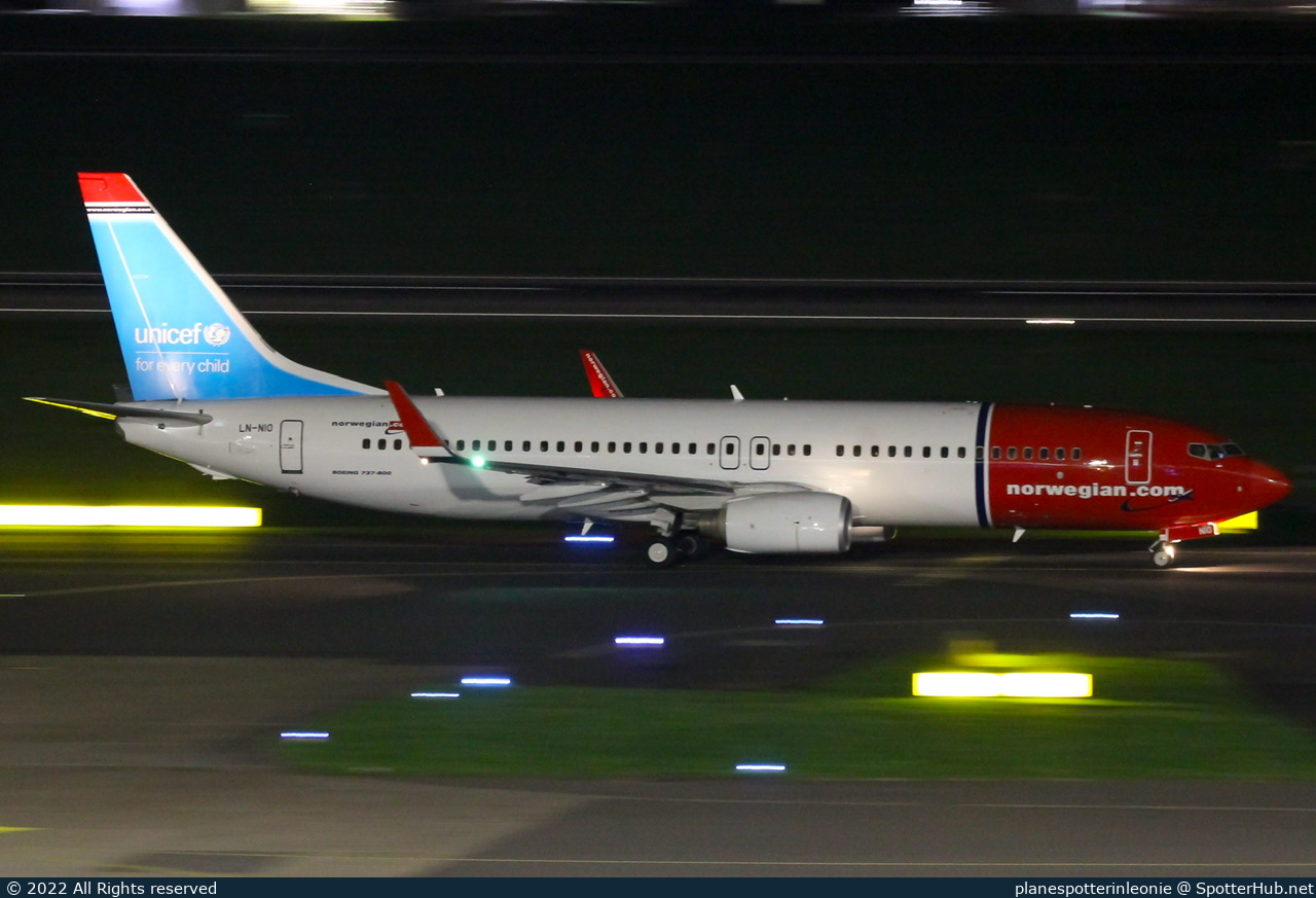 Photo of LN-NIO - Boeing 737-81M operated by Norwegian Air Shuttle