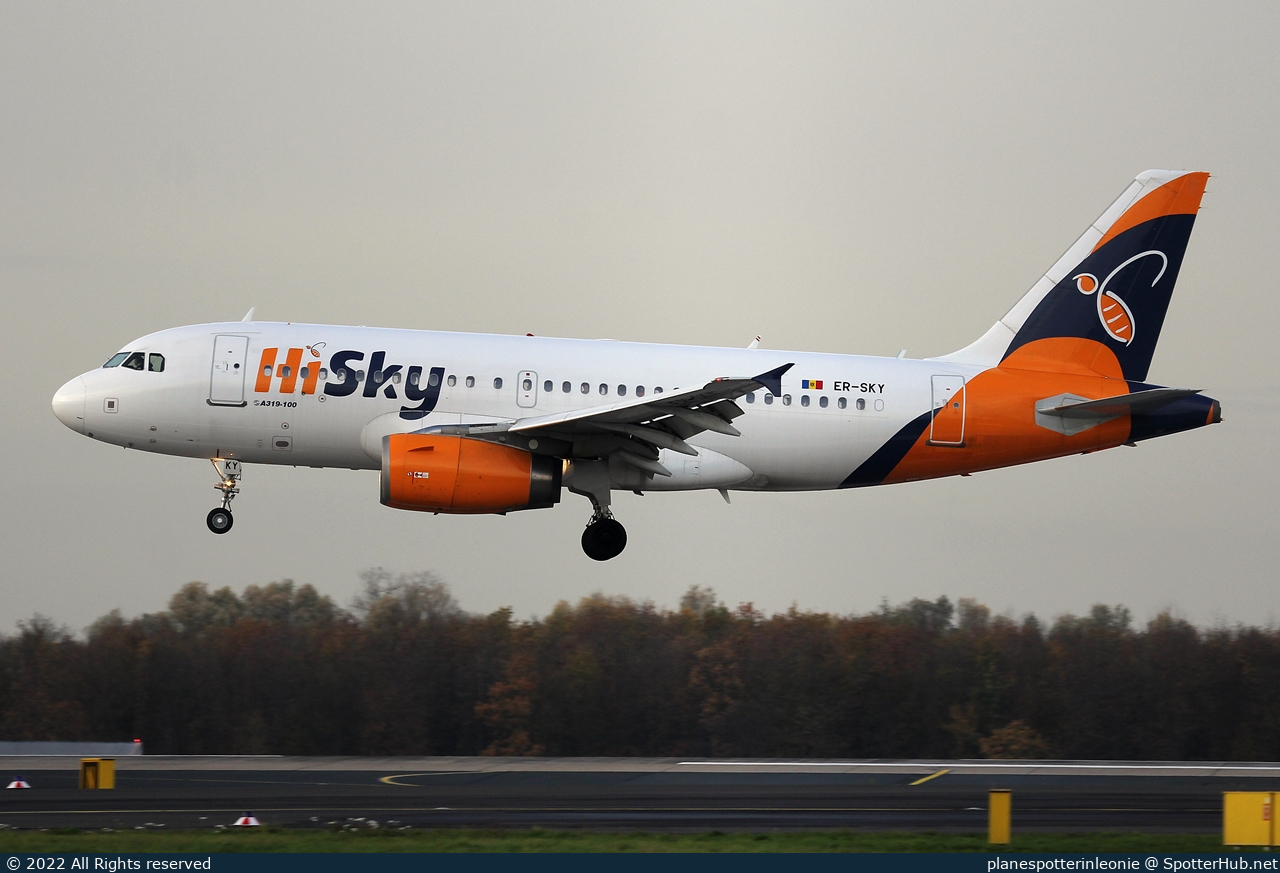 Photo of ER-SKY - Airbus A319-131 operated by HiSky