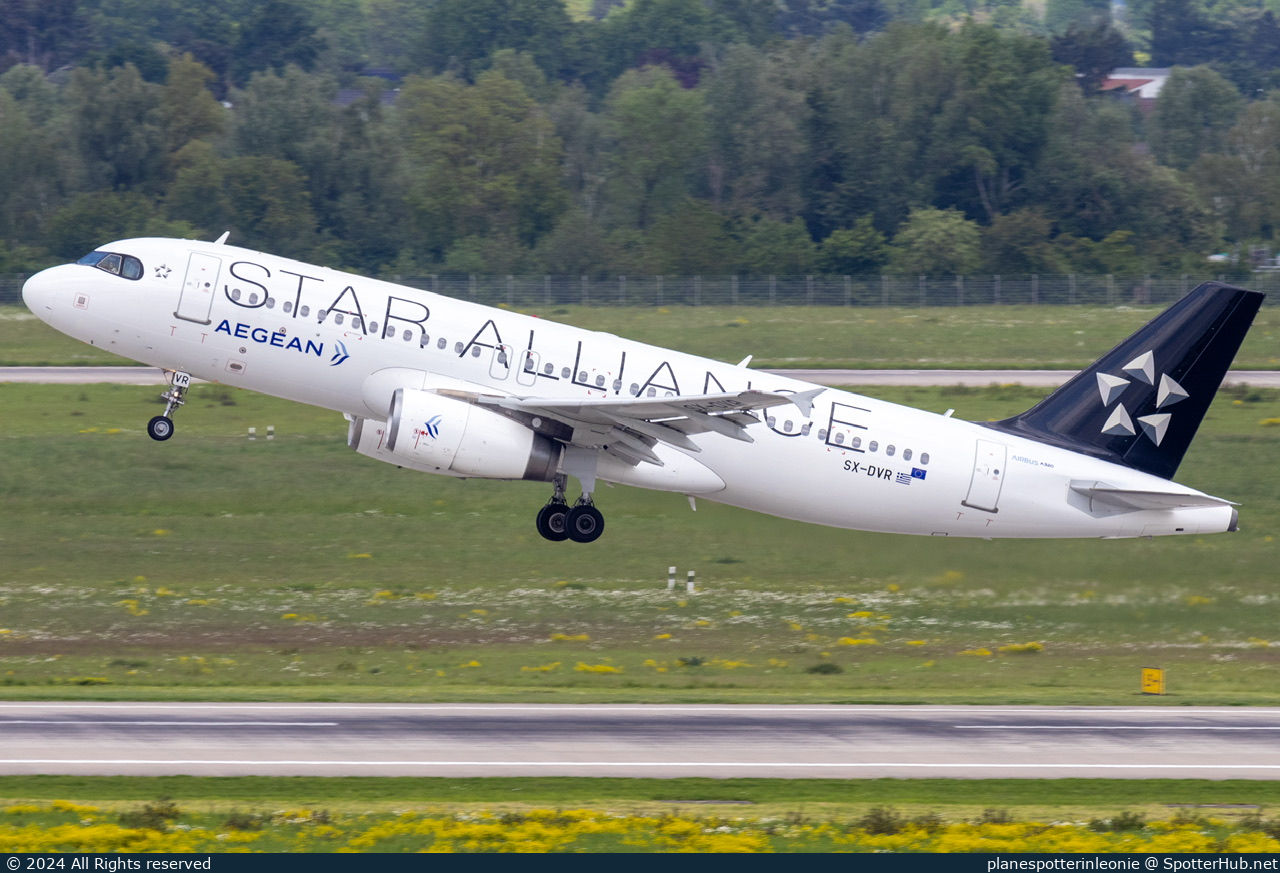 Photo of SX-DVR - Airbus A320-232 operated by Aegean Airlines