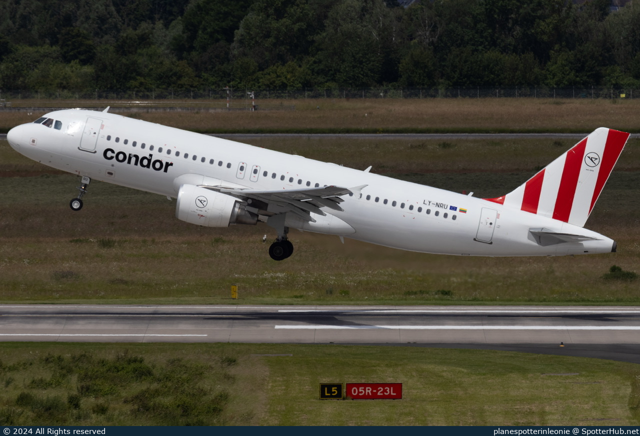 Photo of LY-NRU - Airbus A320-214 operated by Condor (opb Heston Airlines)