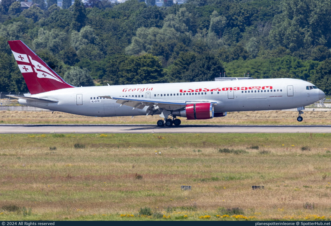 Photo of 4L-GTR - Boeing 767-3Q8(ER) operated by Georgian Airways
