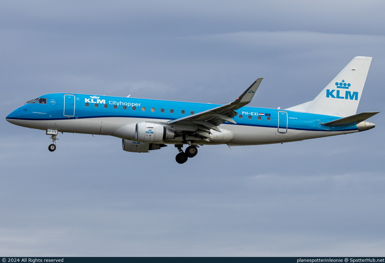 Photo of PH-EXI - Embraer ERJ-175STD operated by KLM Cityhopper