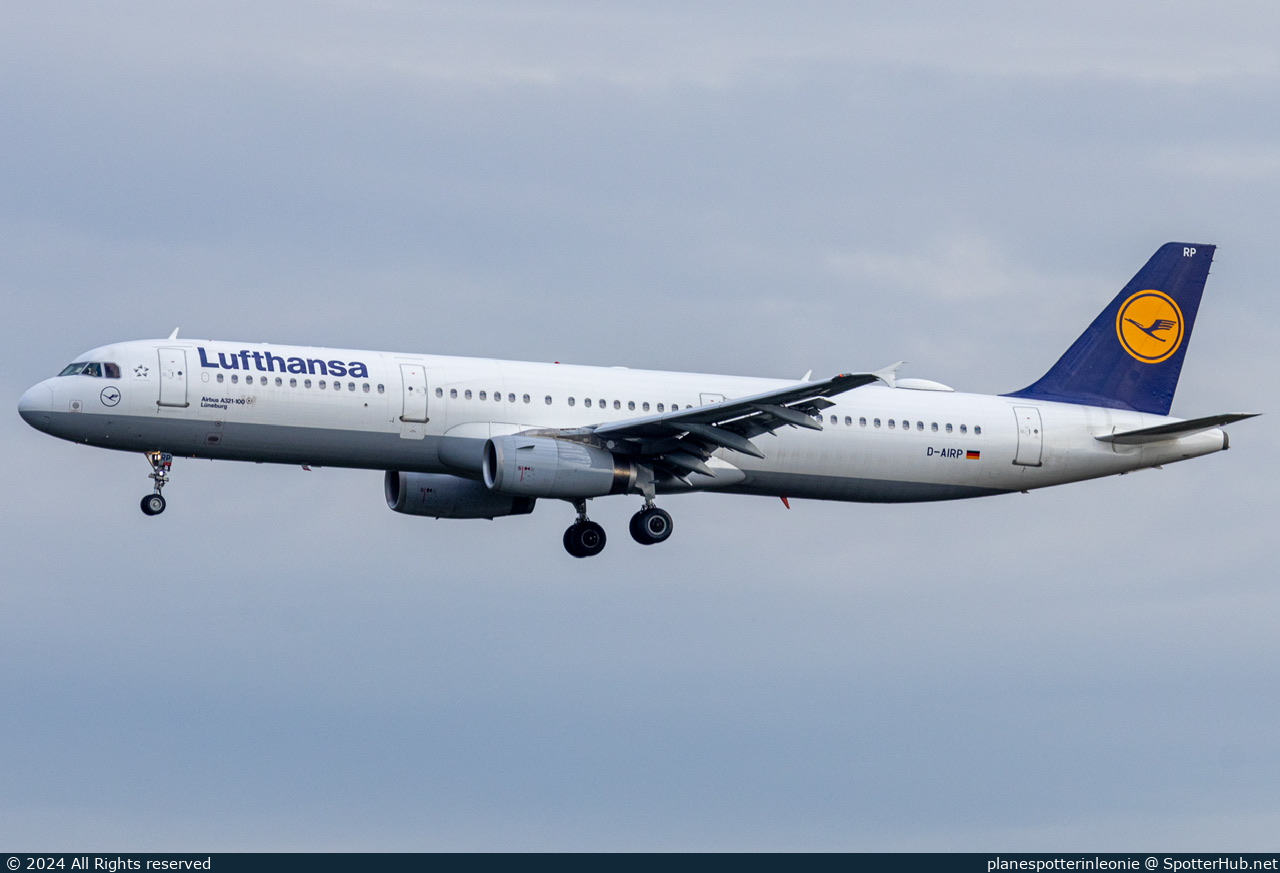 Photo of D-AIRP - Airbus A321-131 operated by Lufthansa