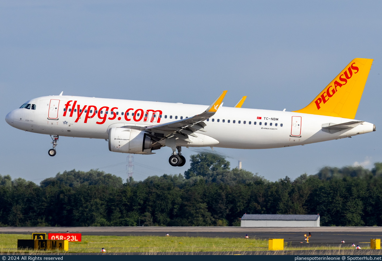 Photo of TC-NBM - Airbus A320-251N operated by Pegasus Airlines