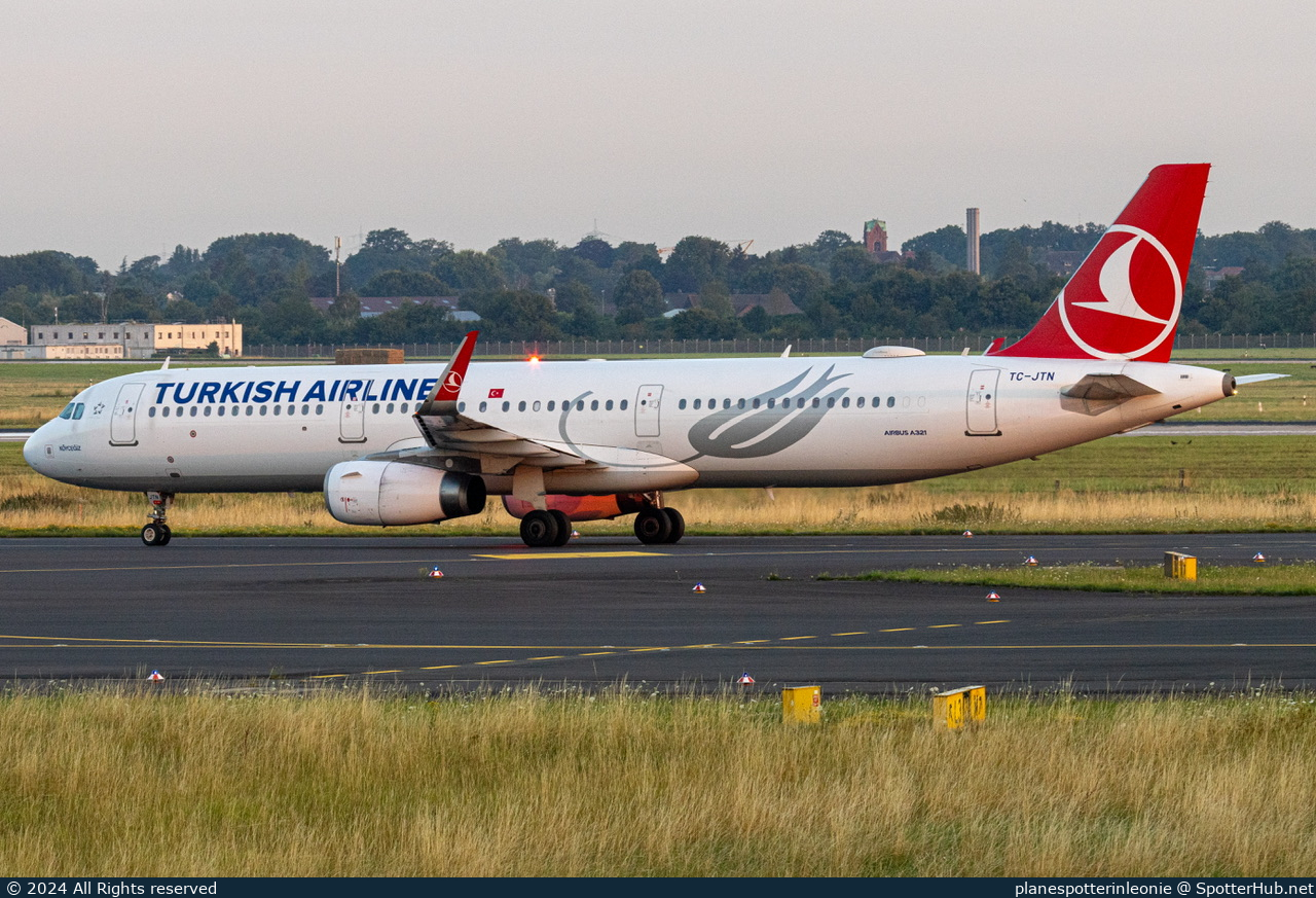 Photo of TC-JTN - Airbus A321-231 operated by Turkish Airlines