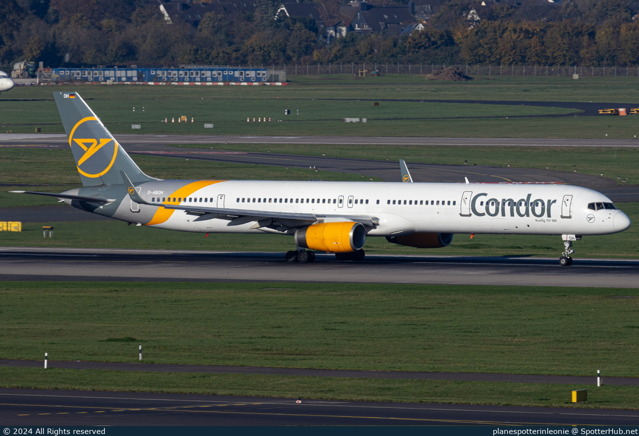 Photo of D-ABOH - Boeing 757-330 operated by Condor