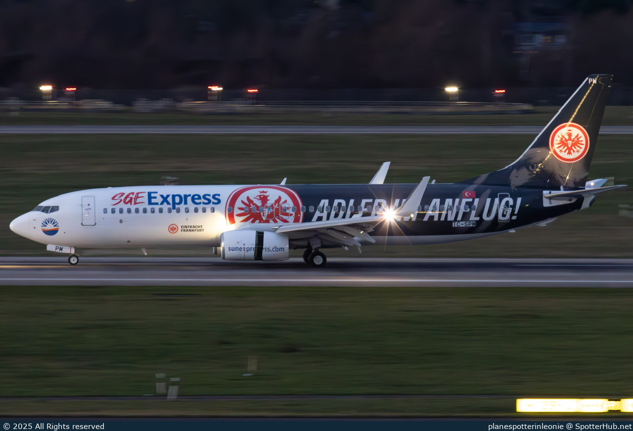 Photo of TC-SPM - Boeing 737-8MA operated by SunExpress