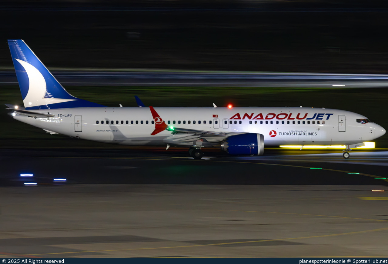 Photo of TC-LAG - Boeing 737 MAX 8 operated by AnadoluJet