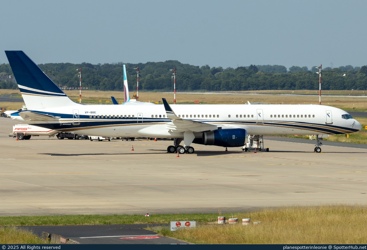 Photo of VP-BBE - Boeing 757-23N operated by Freedom II
