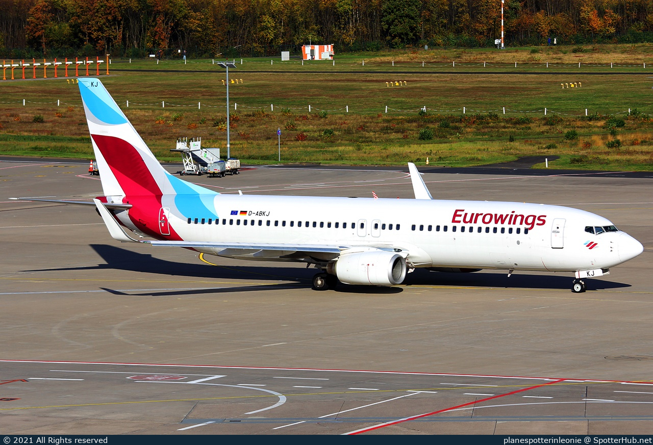 Photo of D-ABKJ - Boeing 737-86J operated by Eurowings (opb TUIfly)
