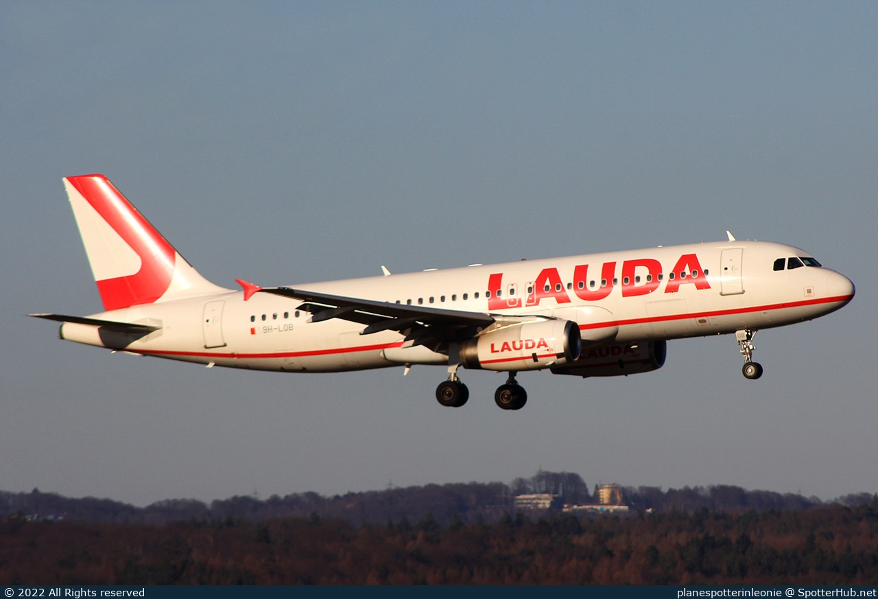 Photo of 9H-LOB - Airbus A320-232 operated by Lauda Europe