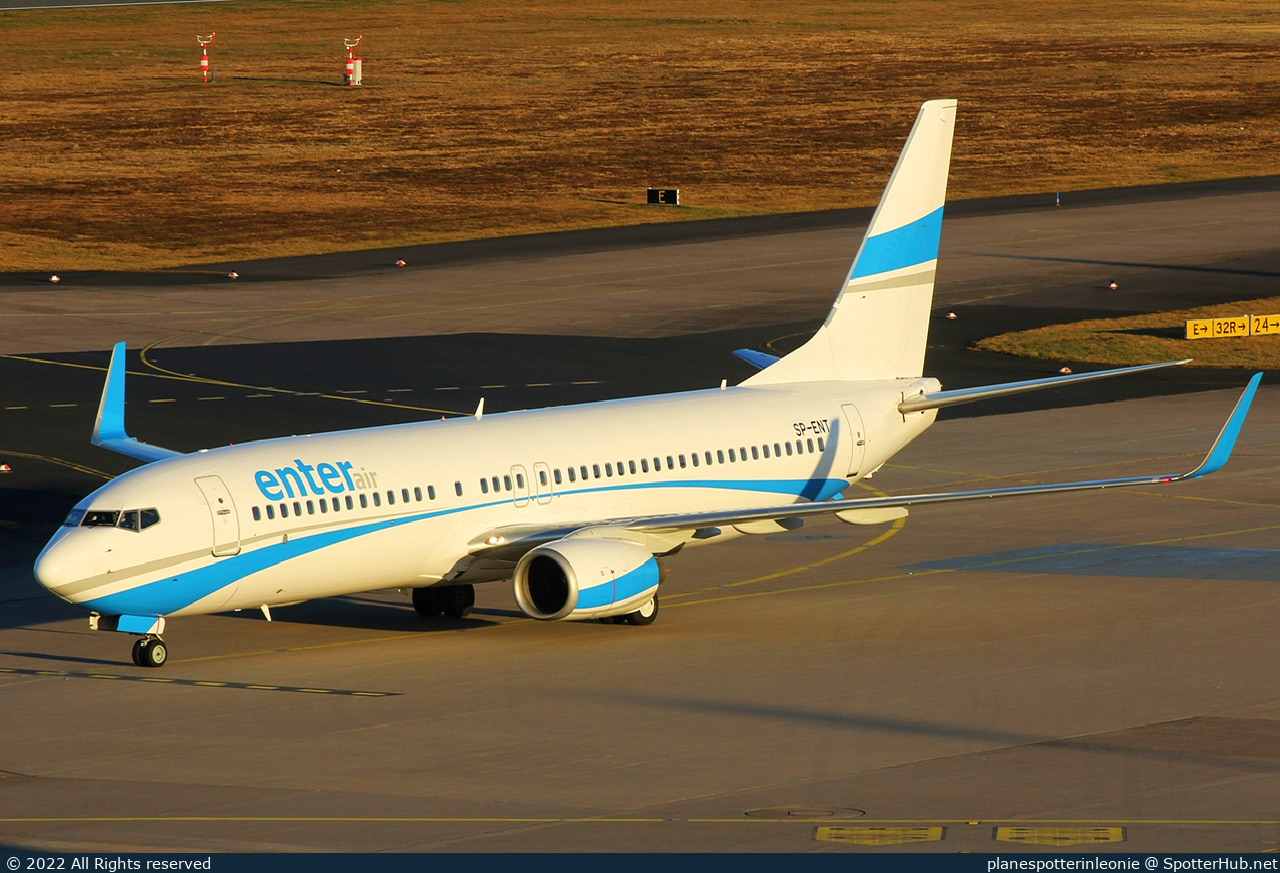 Photo of SP-ENT - Boeing 737-8AS operated by Enter Air