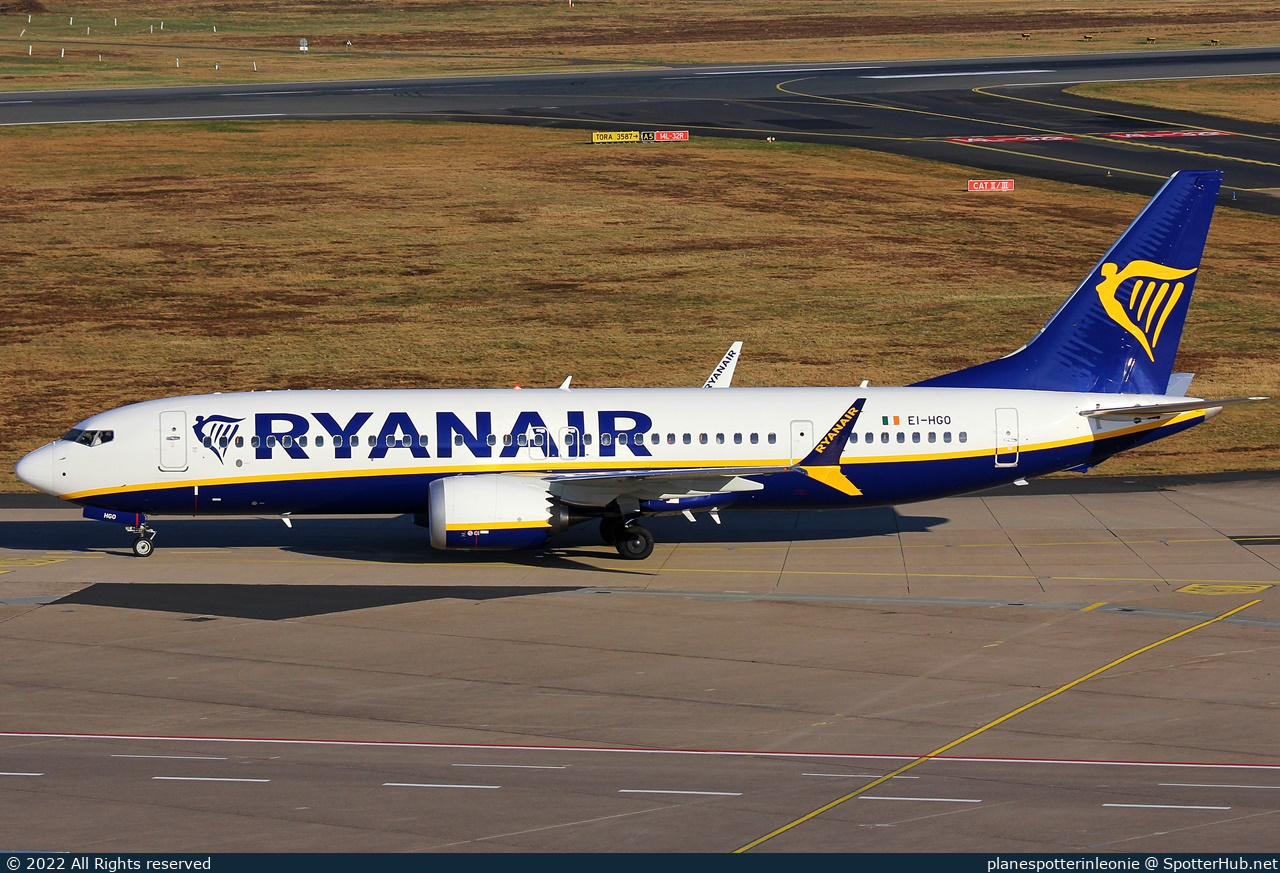 Photo of EI-HGO - Boeing 737 MAX 8-200 operated by Ryanair