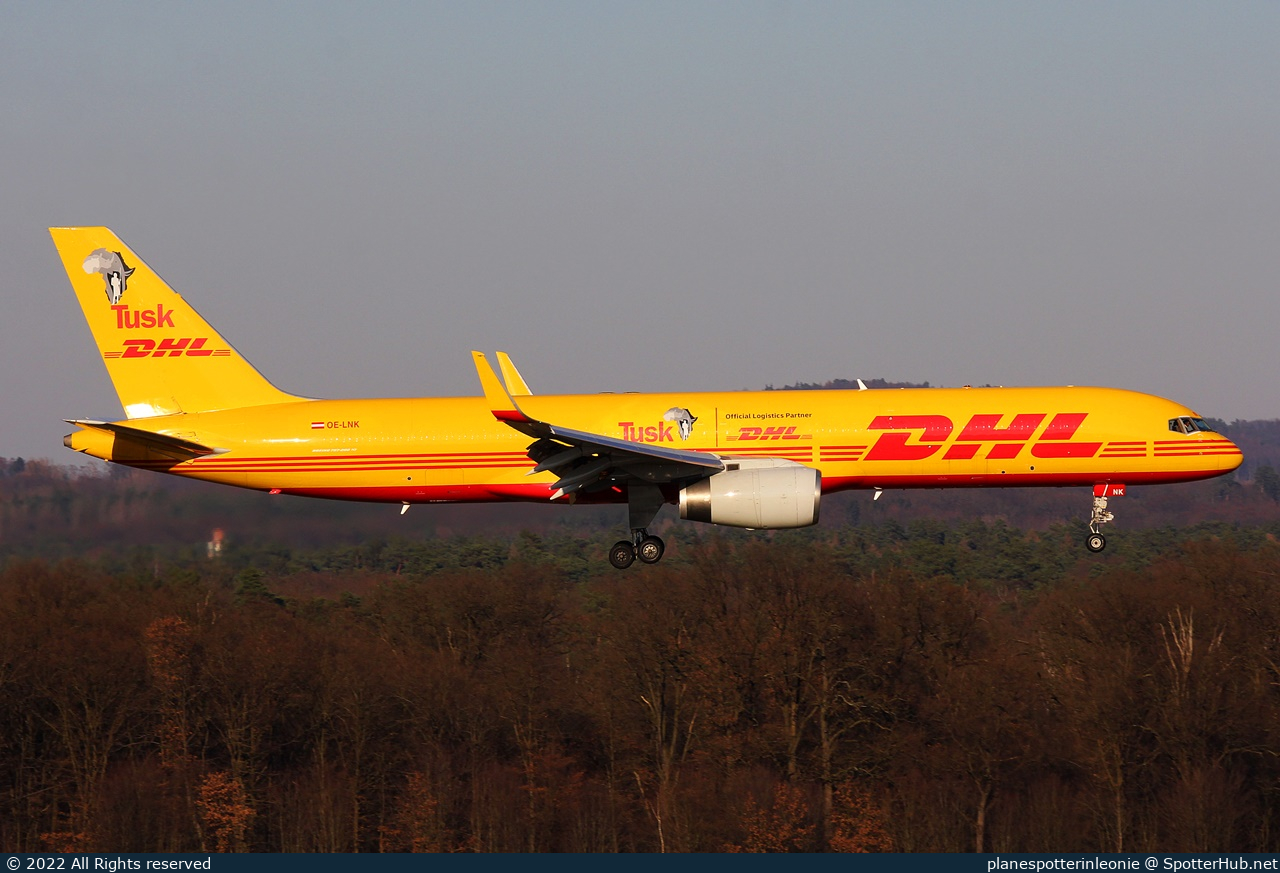 Photo of OE-LNK - Boeing 757-223(PCF) operated by DHL Air Austria