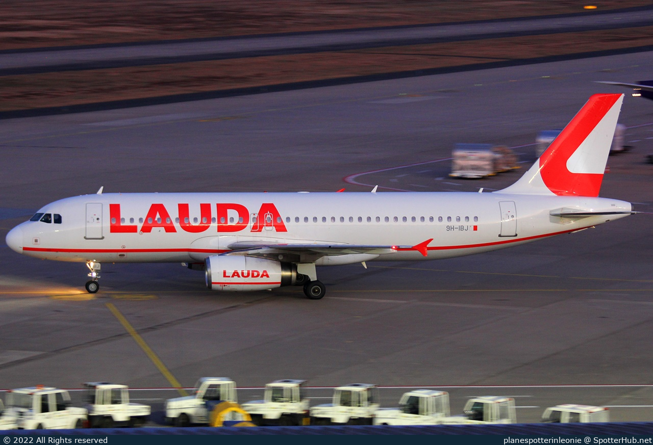 Photo of 9H-IBJ - Airbus A320-232 operated by Lauda Europe