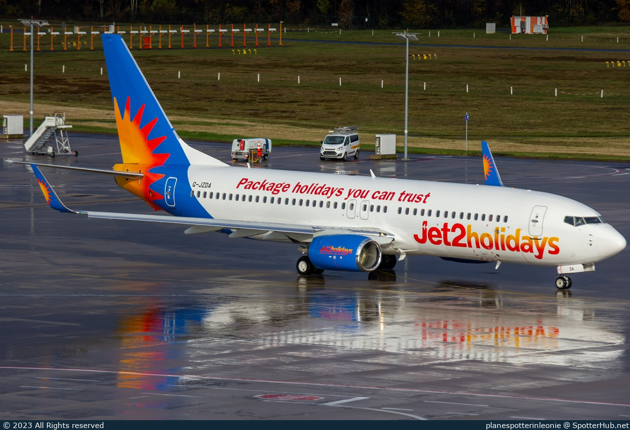 Photo of G-JZDA - Boeing 737-82R operated by Jet2