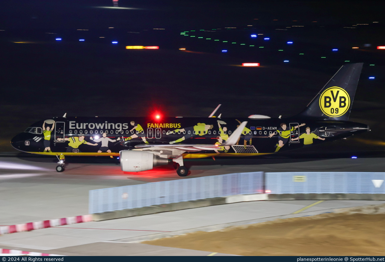 Photo of D-AEWM - Airbus A320-214 operated by Eurowings