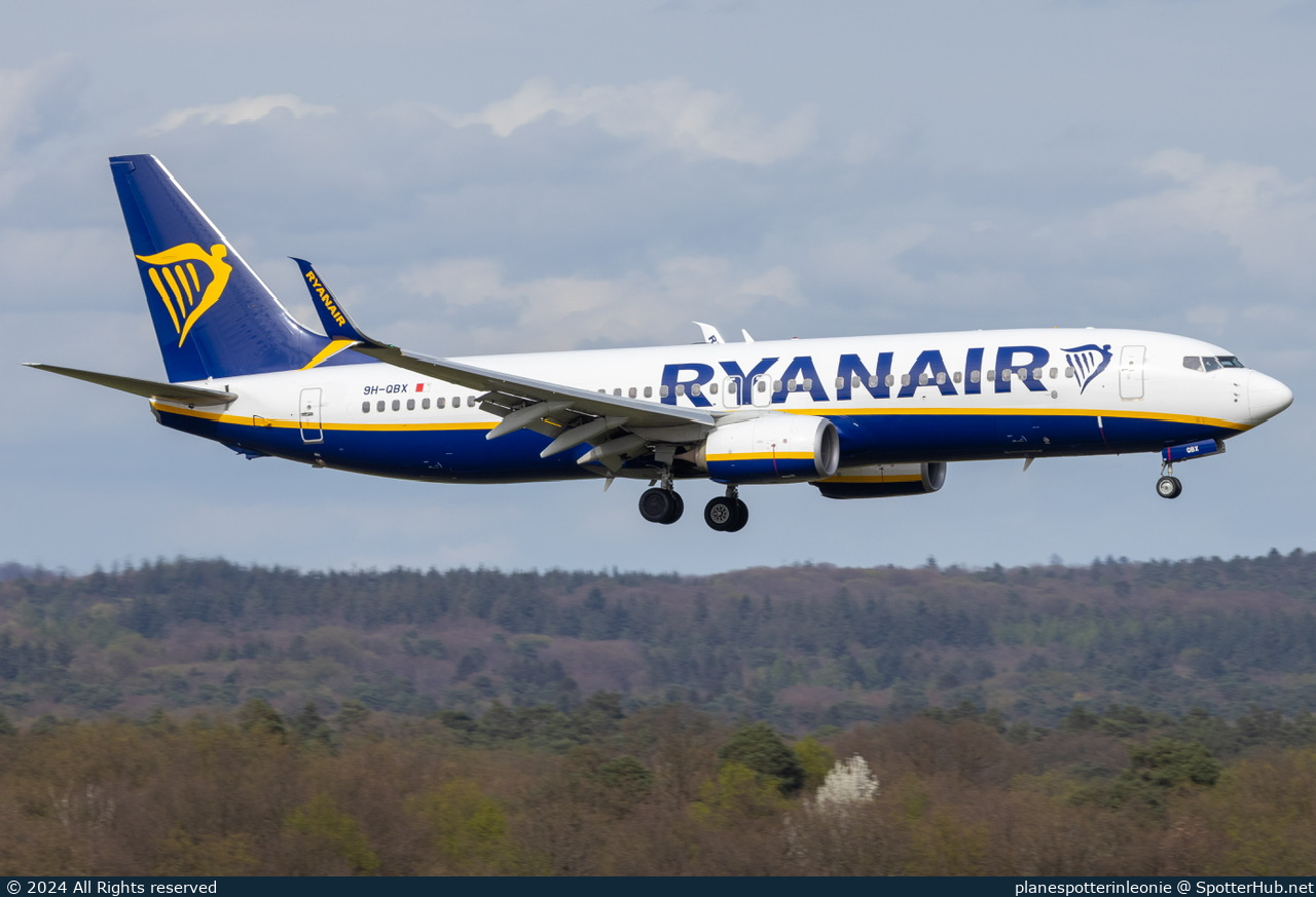 Photo of 9H-QBX - Boeing 737-8AS operated by Ryanair (opb Malta Air)