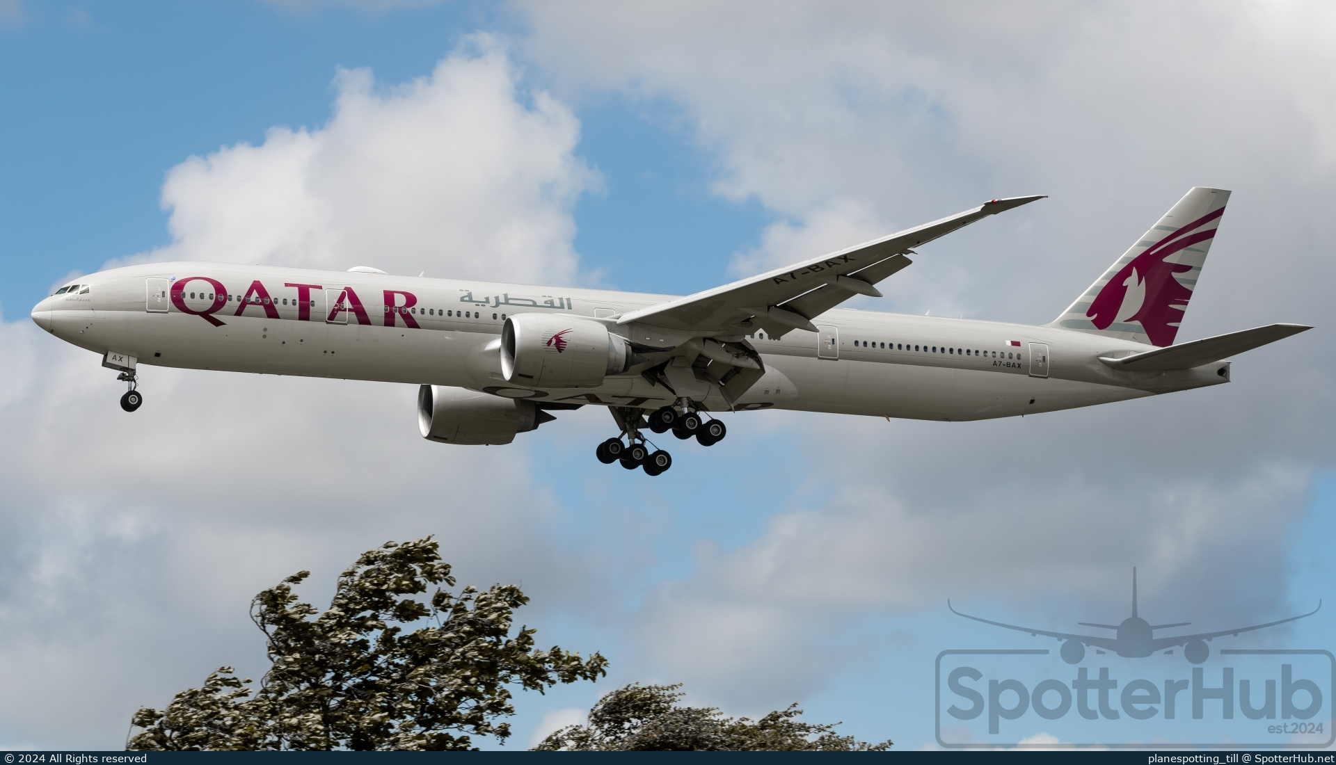 Photo of A7-BAX - Boeing 777-3DZ(ER) operated by Qatar Airways