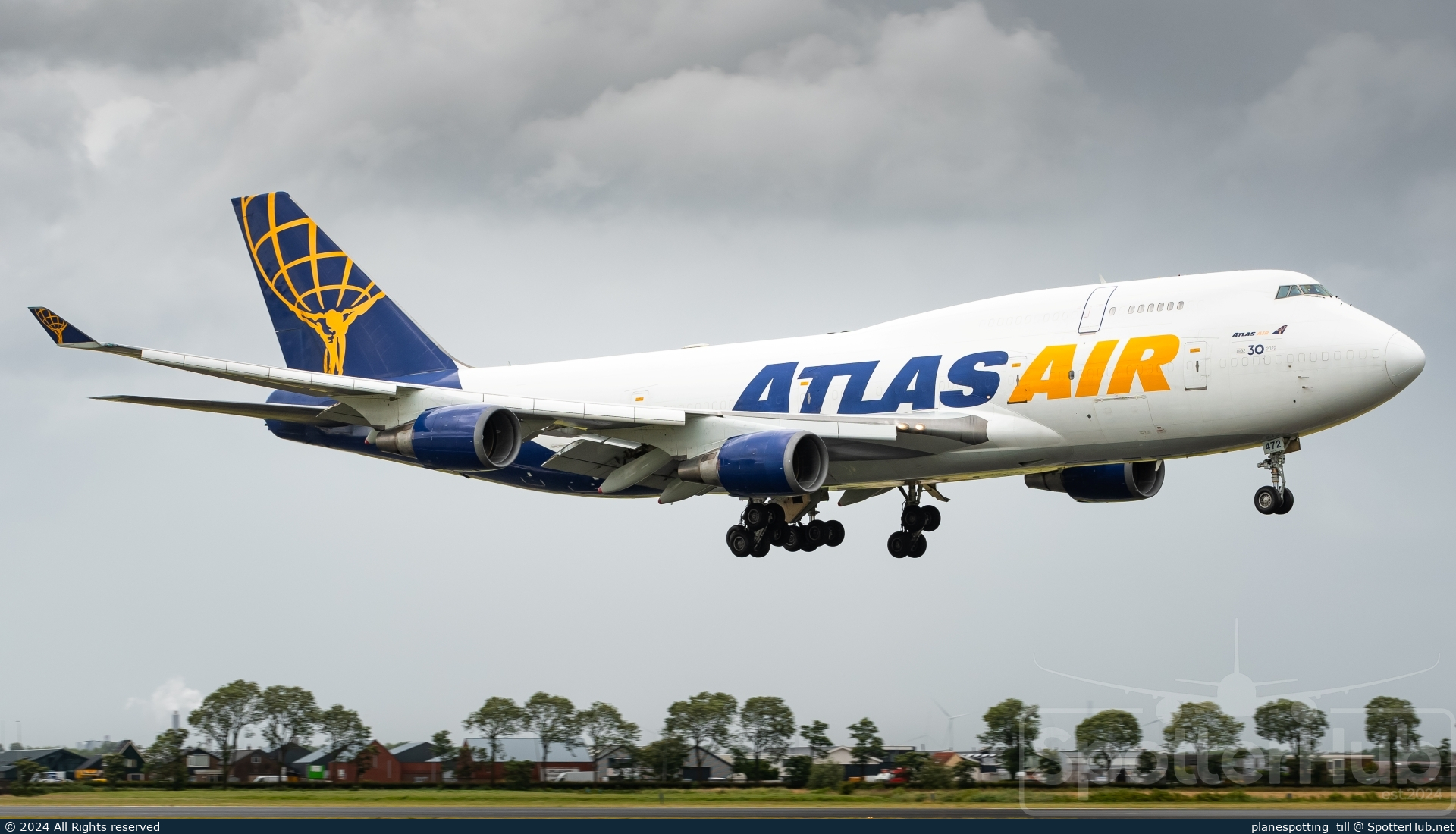 Photo of N472MC - Boeing 747-45E(BDSF) operated by Atlas Air