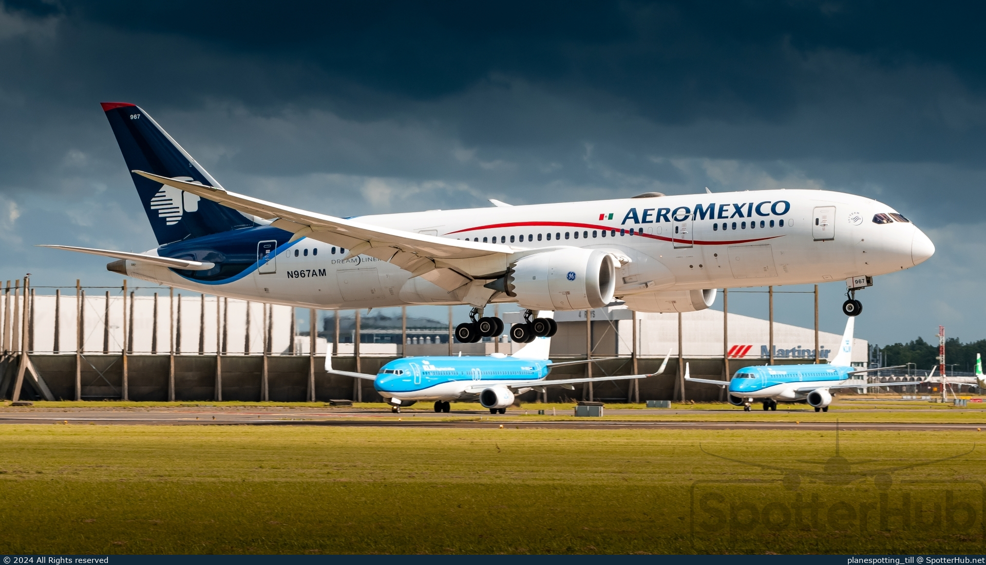 Photo of N967AM - Boeing 787-8 Dreamliner operated by Aeroméxico
