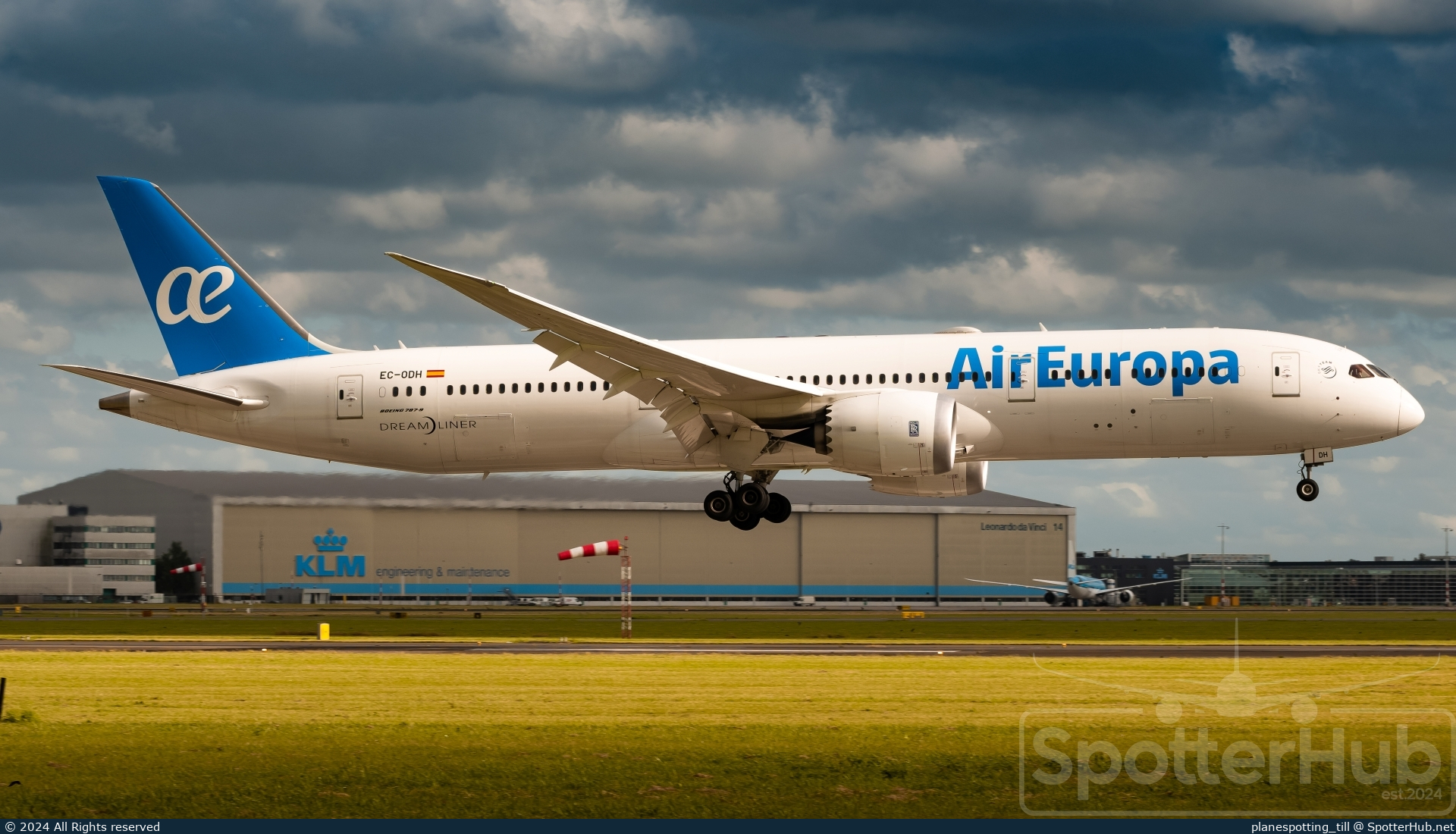 Photo of EC-ODH - Boeing 787-9 Dreamliner operated by Air Europa