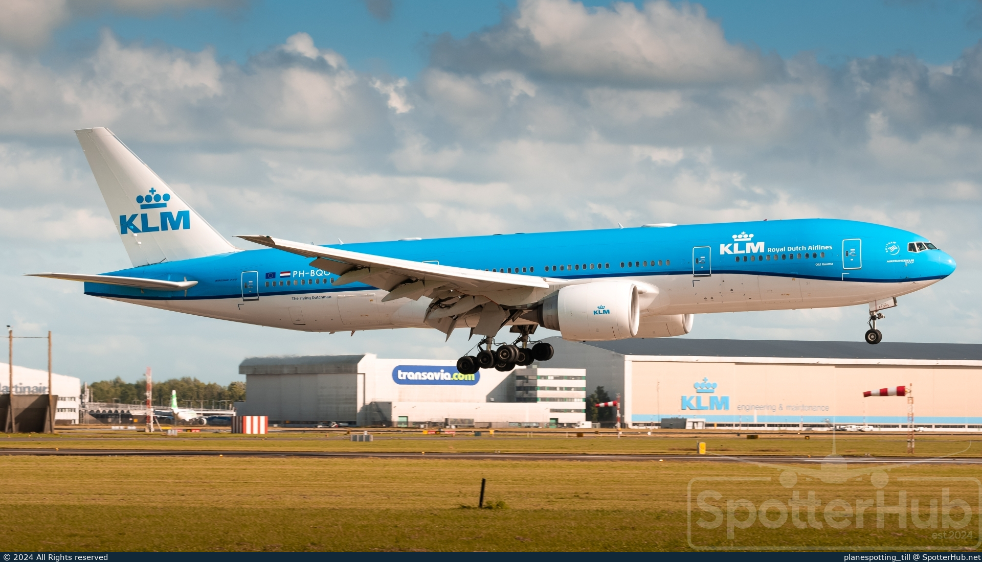 Photo of PH-BQO - Boeing 777-206(ER) operated by KLM Royal Dutch Airlines