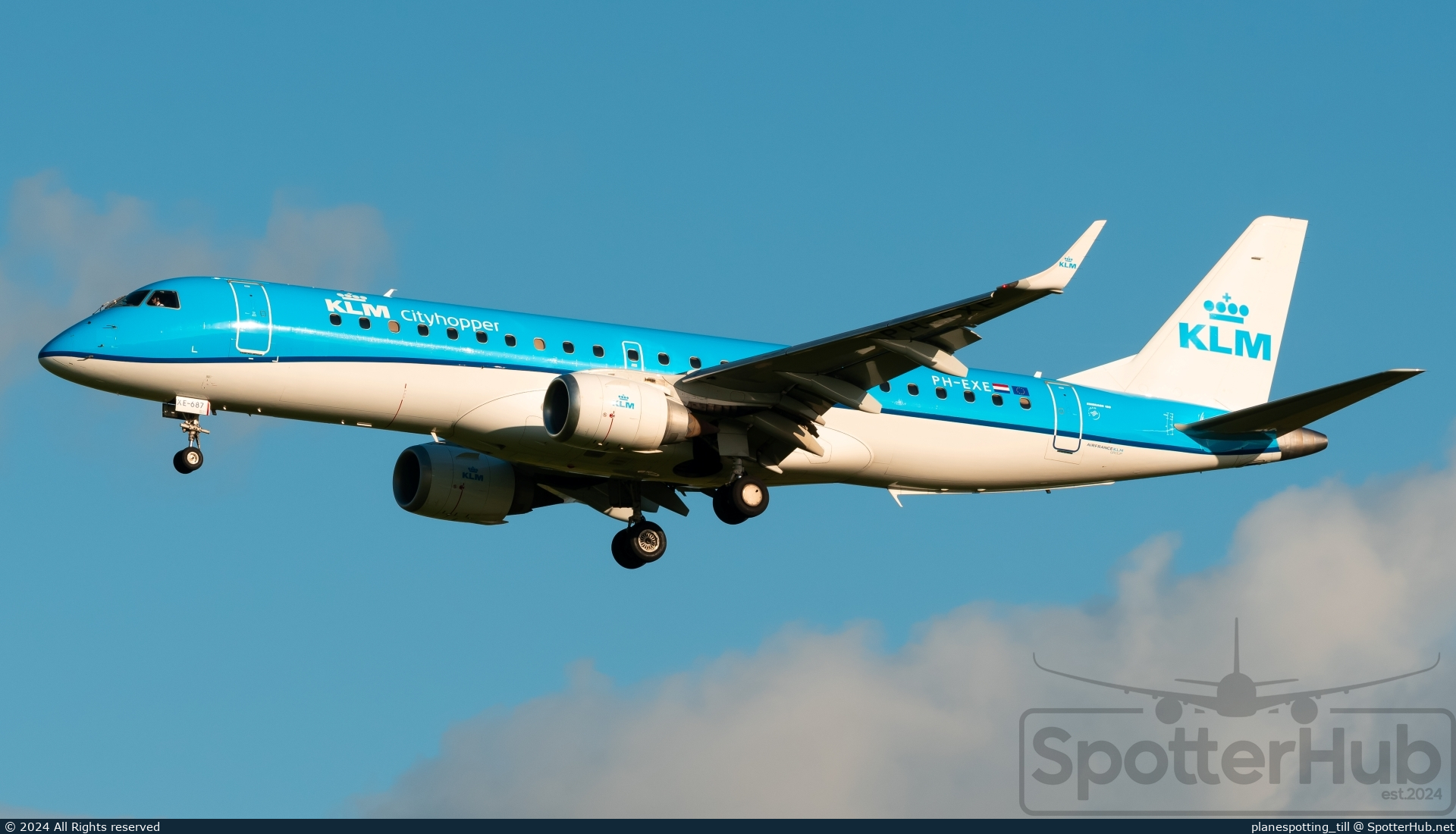 Photo of PH-EXE - Embraer ERJ-190STD operated by KLM Cityhopper