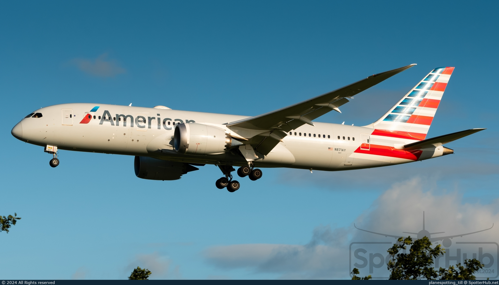 Photo of N871AY - Boeing 787-8 Dreamliner operated by American Airlines