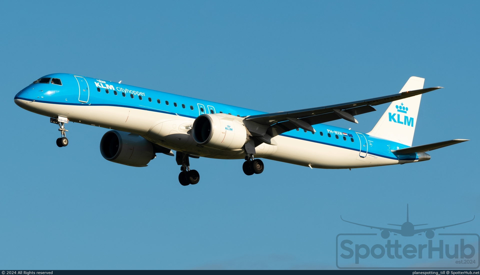 Photo of PH-NXN - Embraer ERJ-195-E2 operated by KLM Cityhopper