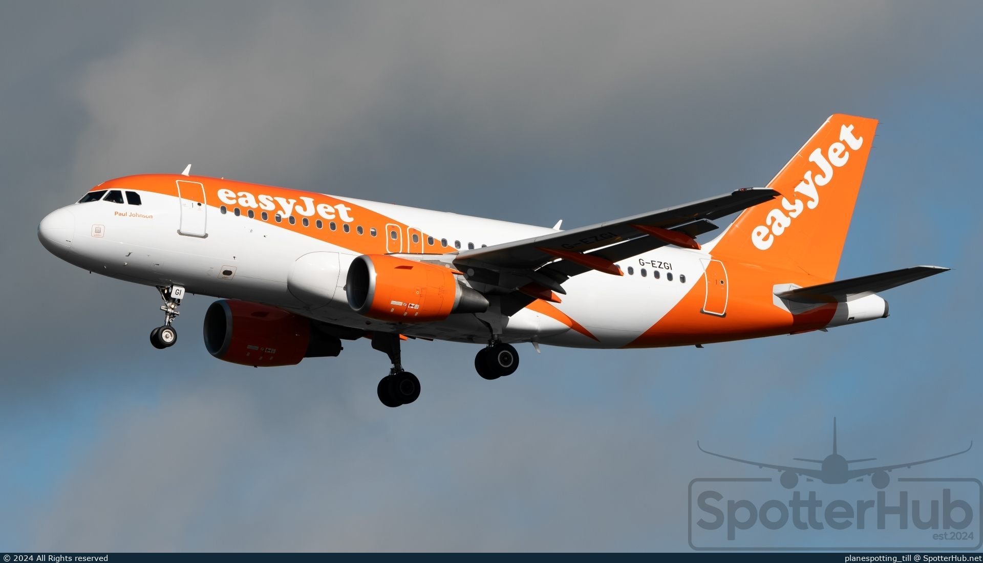 Photo of G-EZGI - Airbus A319-111 operated by easyJet