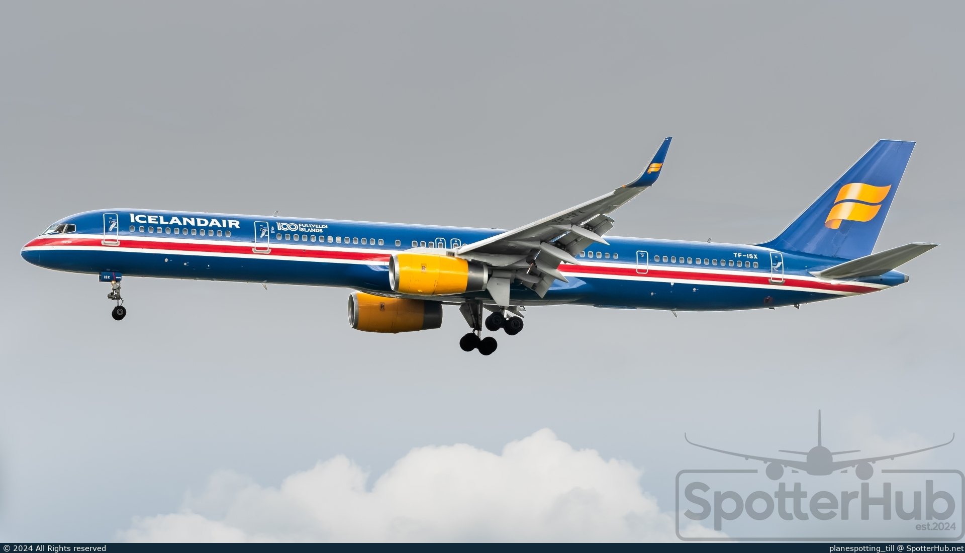 Photo of TF-ISX - Boeing 757-3E7 operated by Icelandair