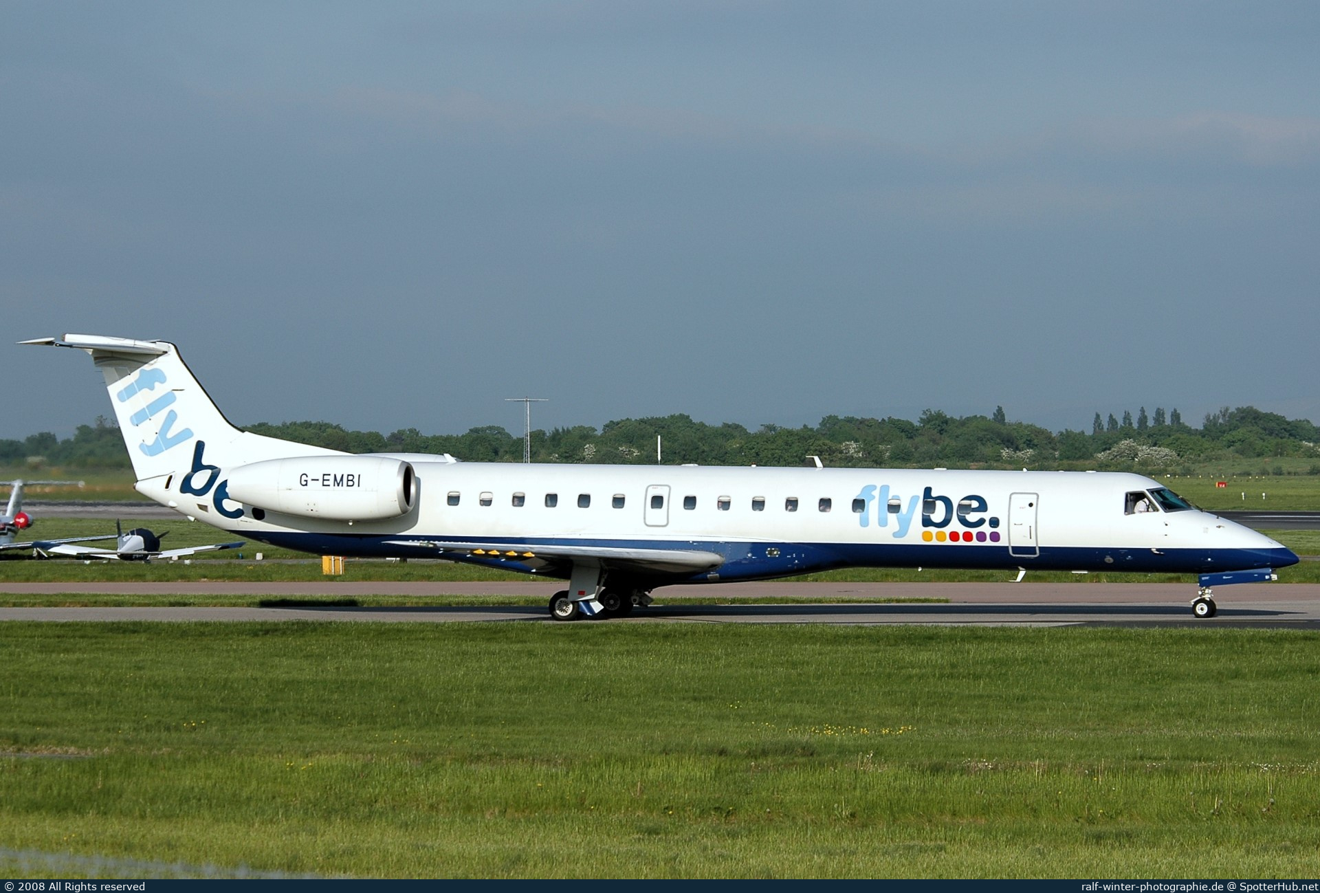 Photo of G-EMBI - Embraer ERJ-145EU operated by flybe