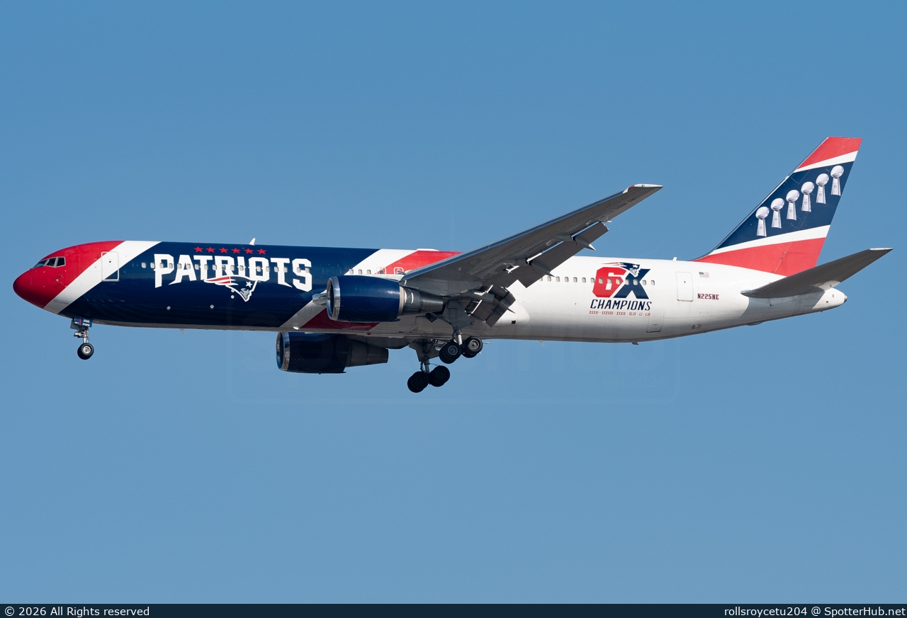 Photo of N225NE - Boeing 767-323(ER) operated by Omni Air International