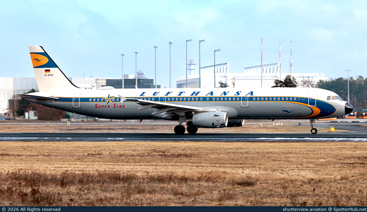 Photo of D-AISZ - Airbus A321-231 operated by Lufthansa