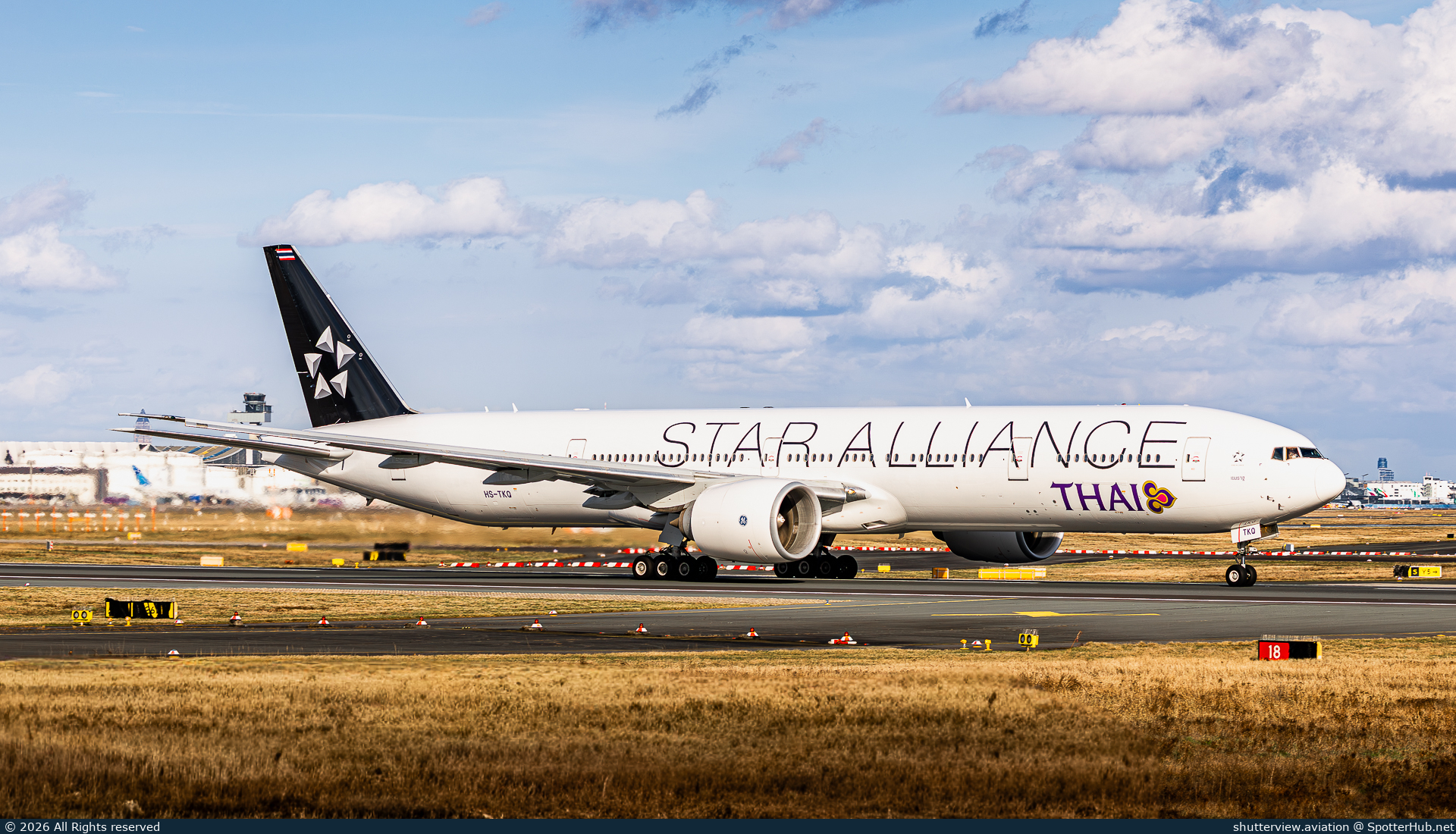 Photo of HS-TKQ - Boeing 777-3AL(ER) operated by Thai Airways International